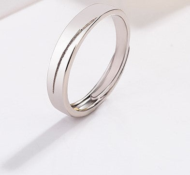 Minimalist Style Ring With Carved Design